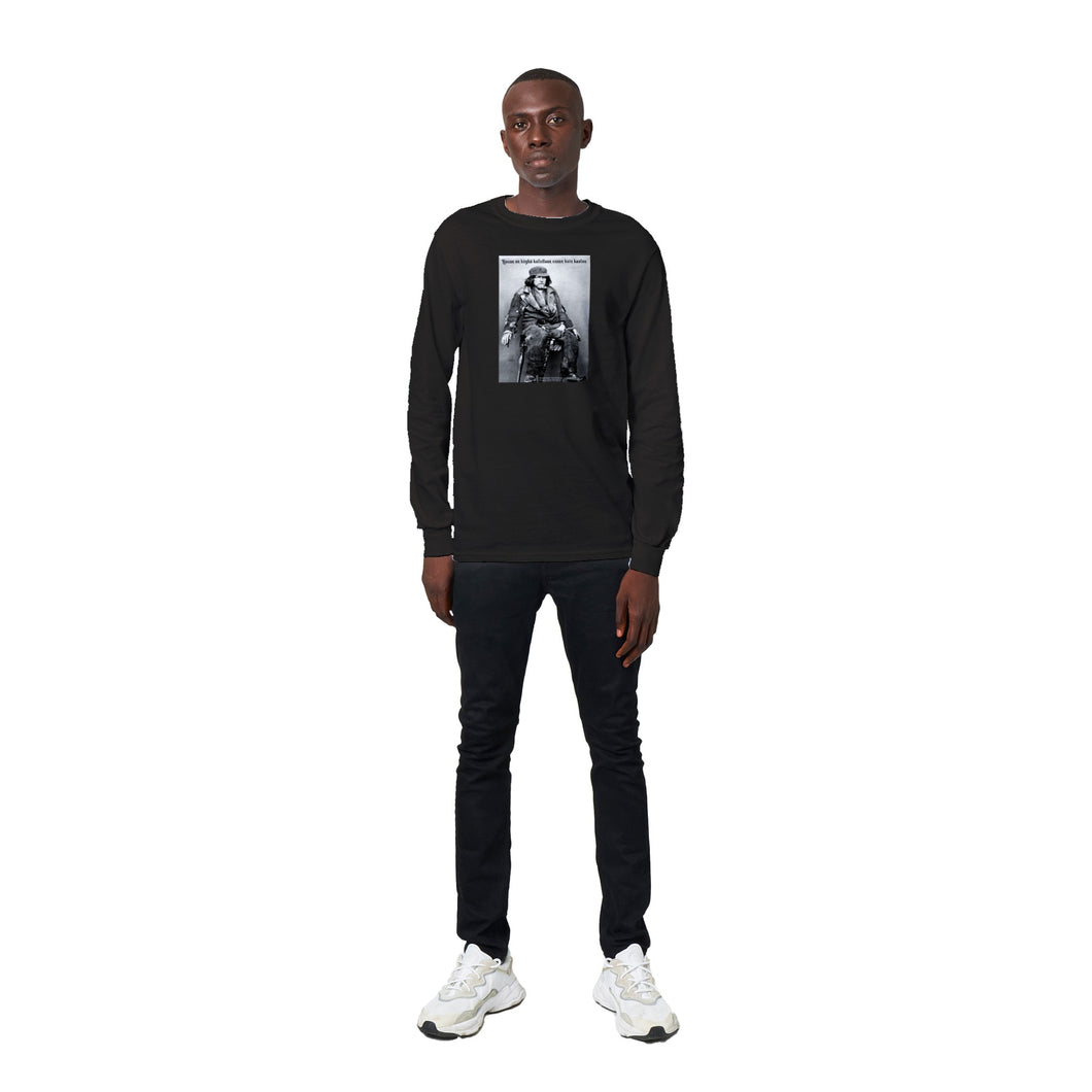 musta miesten paita Marras-Pekko Kauan on köyhä kallellaan historiallinen kuva, retrokuva hauska huumoripaita Miilun putiikki