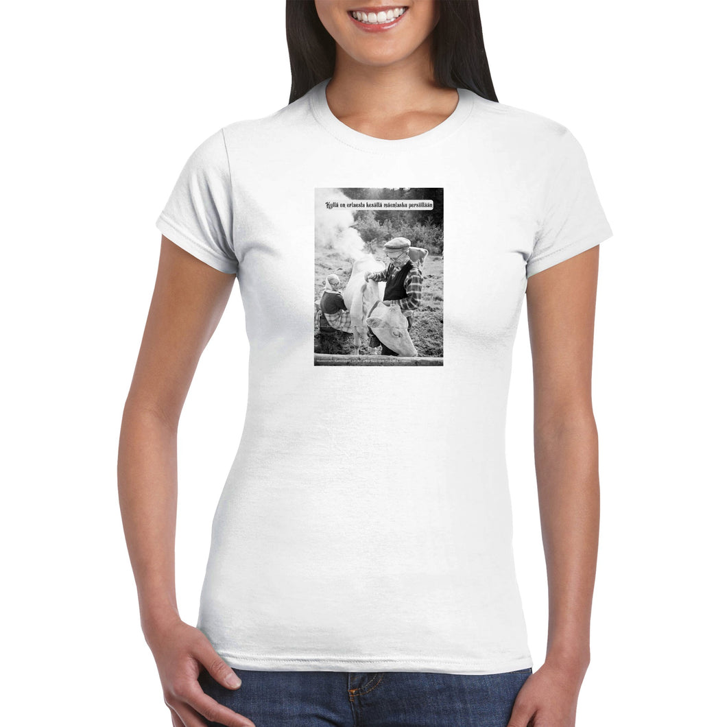 valkoinen naisten paita Kyllä on erlaesta kesällä mäenlasku persiillään historiallinen kuva, retrokuva